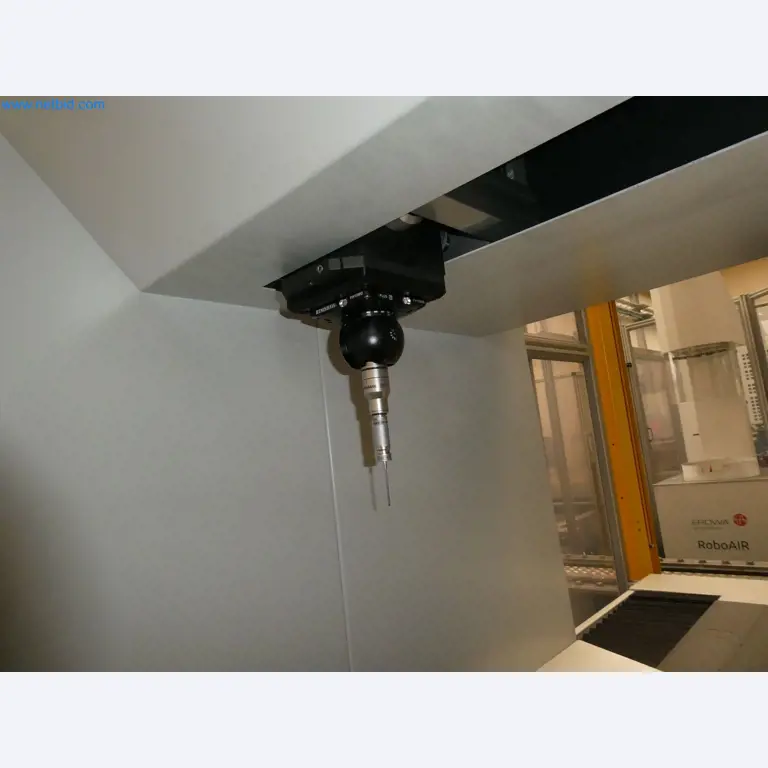 High-tech machinery for prototyping, model making, mold making (automotive)-4