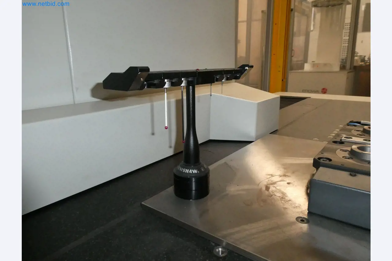 High-tech machinery for prototyping, model making, mold making (automotive)-5