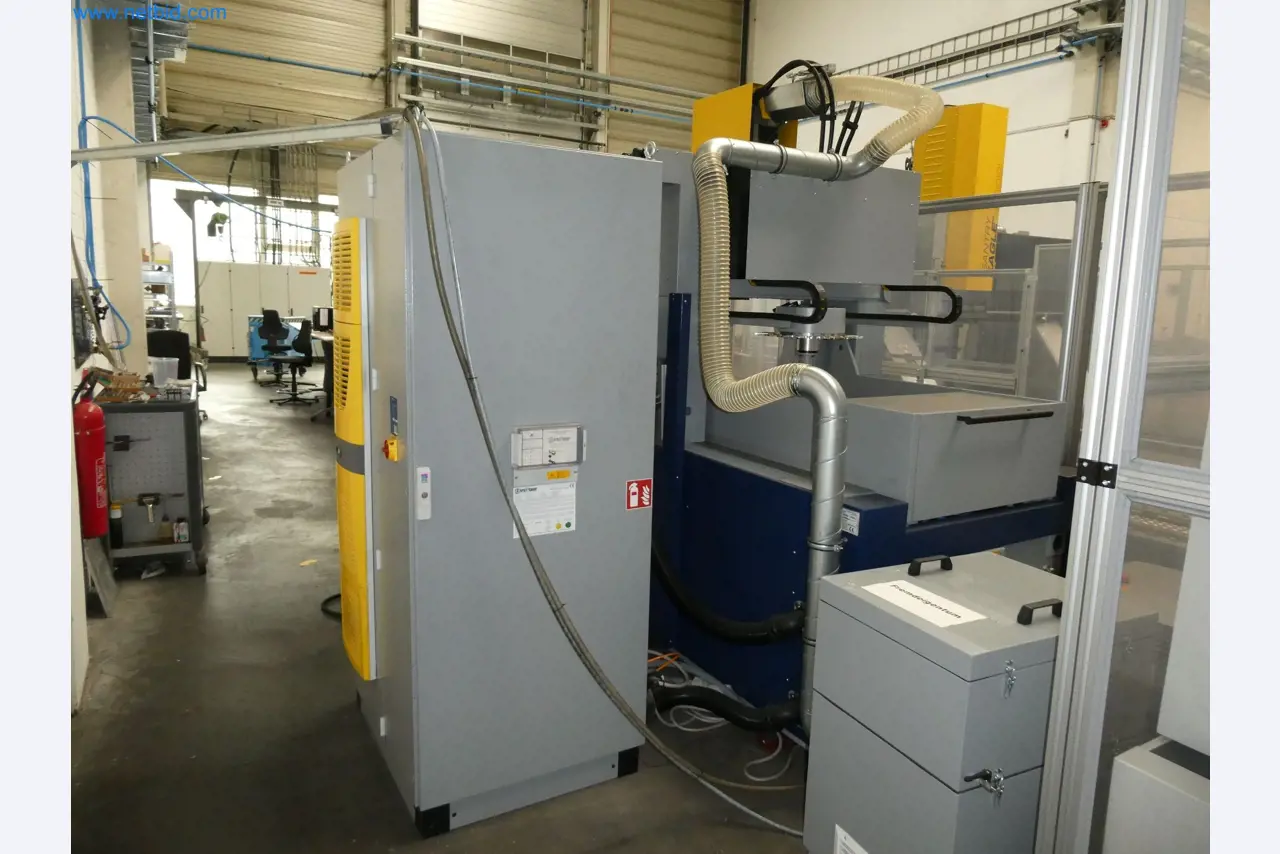 High-tech machinery for prototyping, model making, mold making (automotive)-3