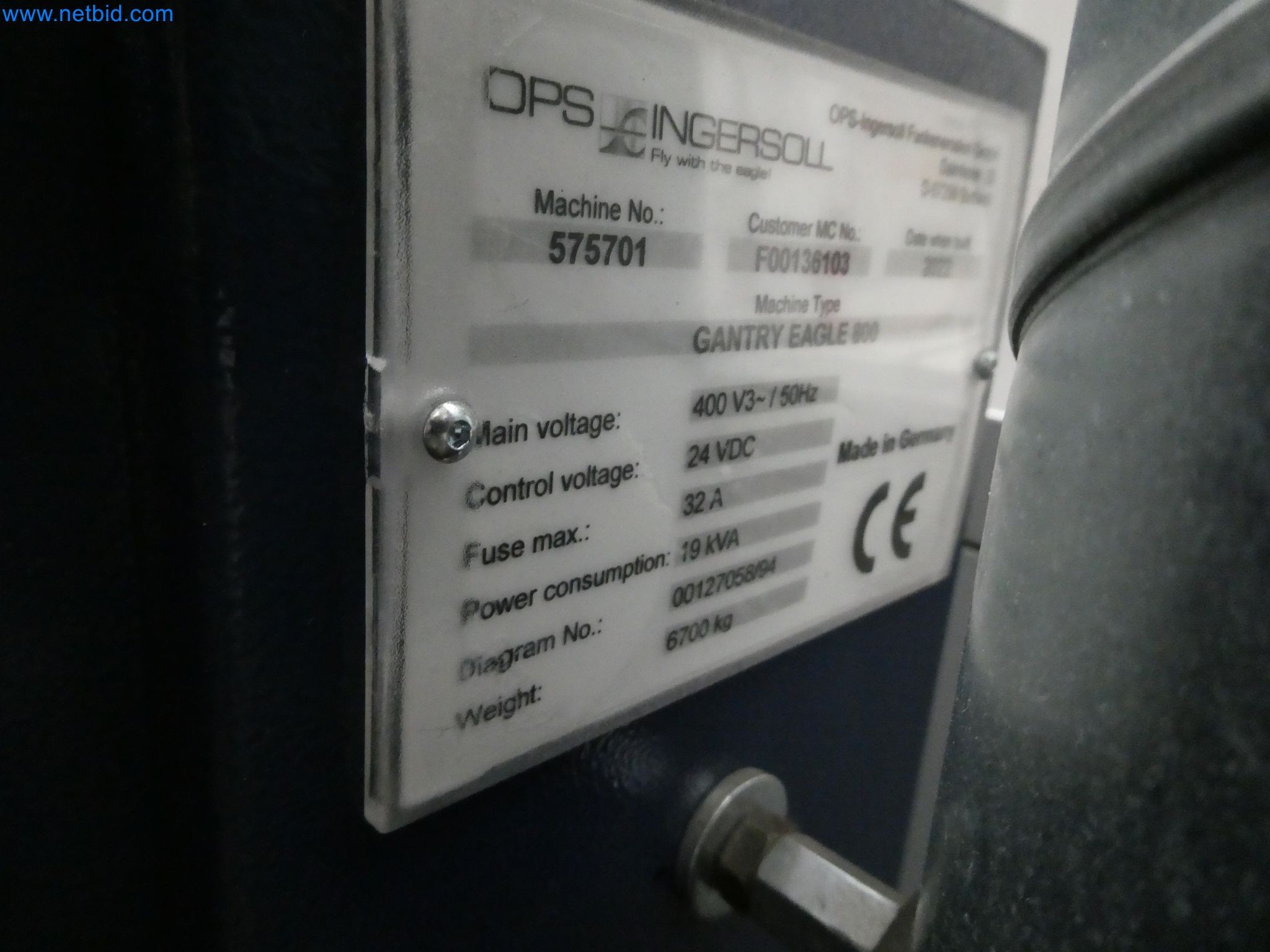 High-tech machinery for prototyping, model making, mold making (automotive)-5