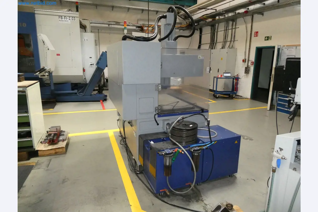 High-tech machinery for prototyping, model making, mold making (automotive)-3