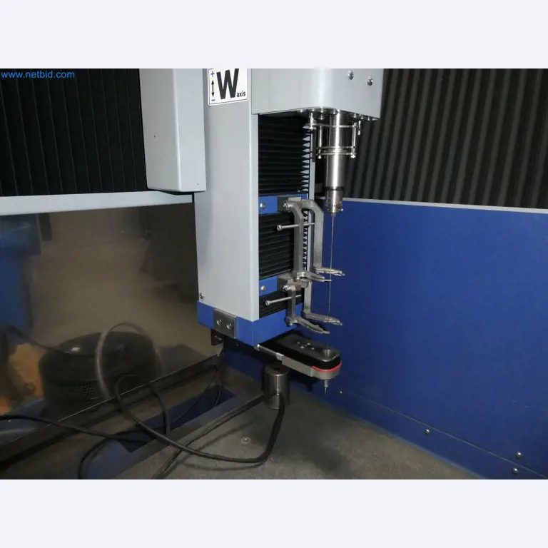 High-tech machinery for prototyping, model making, mold making (automotive)-5