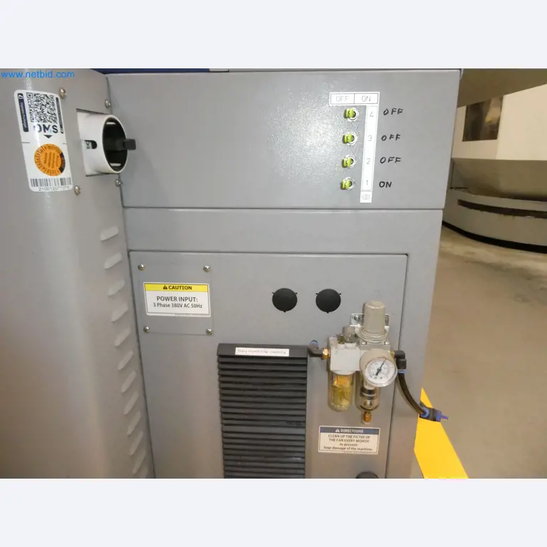 High-tech machinery for prototyping, model making, mold making (automotive)-9