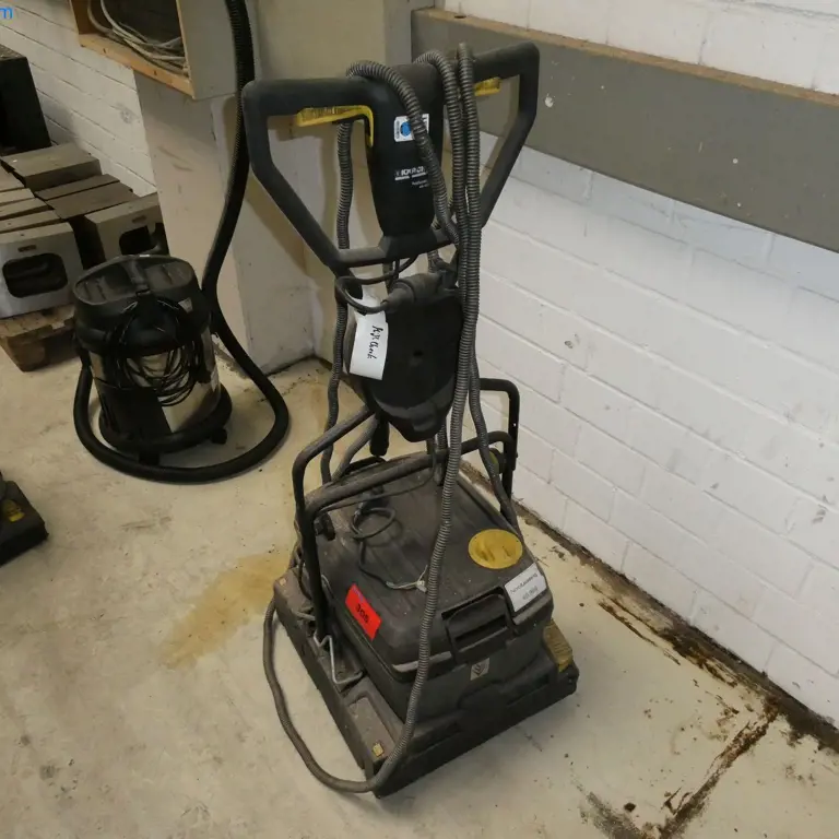 Machine de nettoyage des sols Kärcher Professional BR40/10C