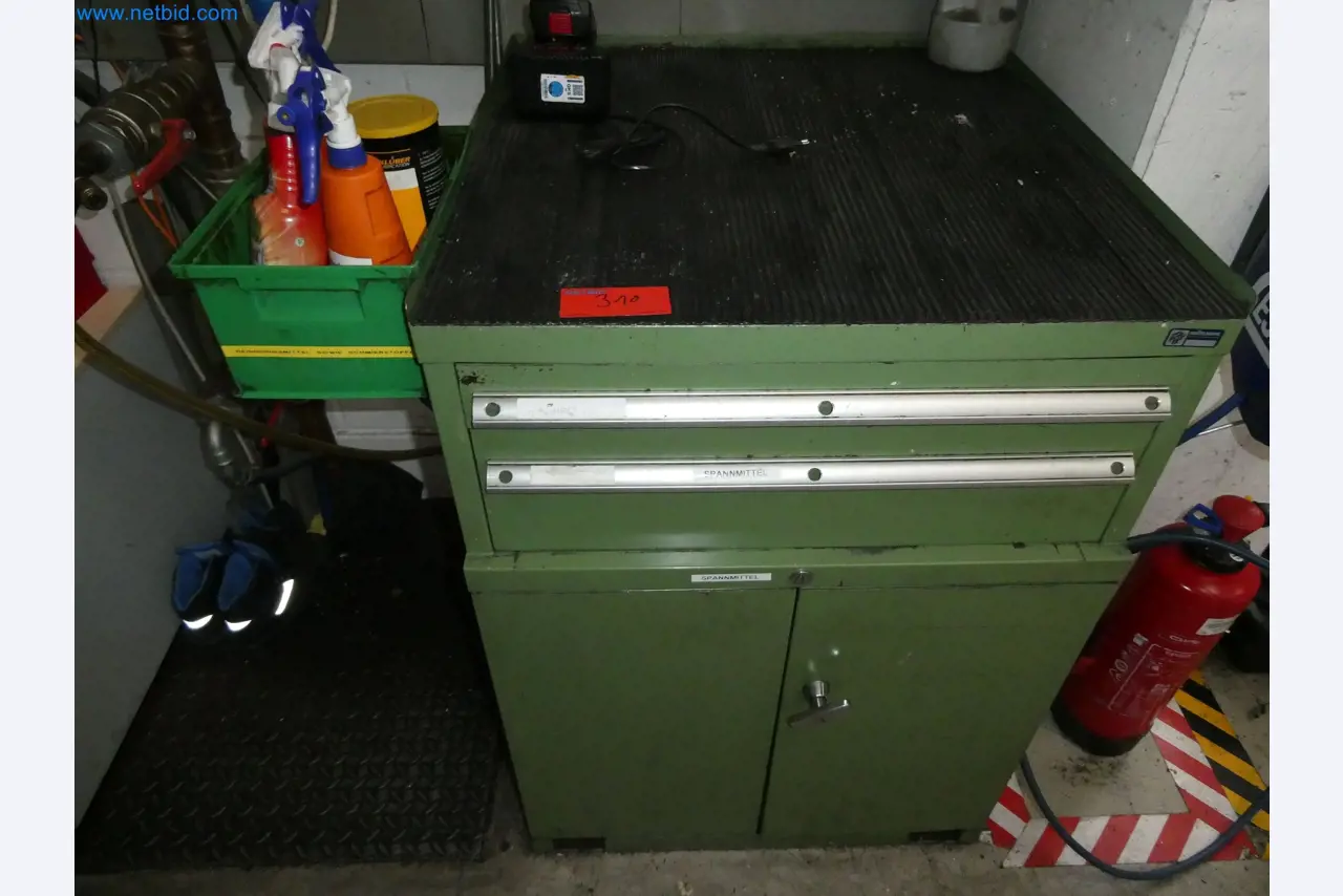 High-tech machinery for prototyping, model making, mold making (automotive)-15