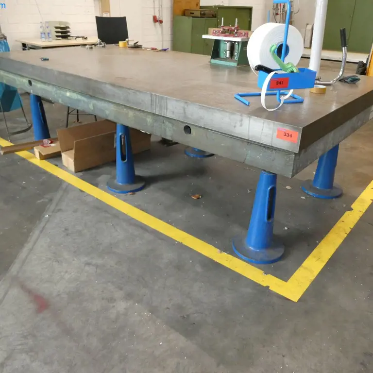 Measuring and scribing table