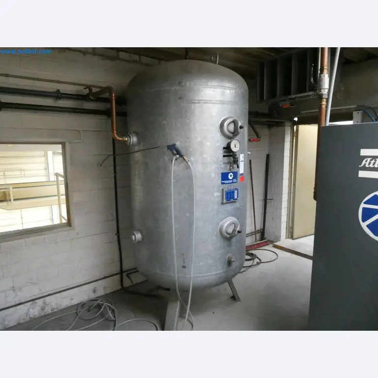 High-tech machinery for prototyping, model making, mold making (automotive)-12