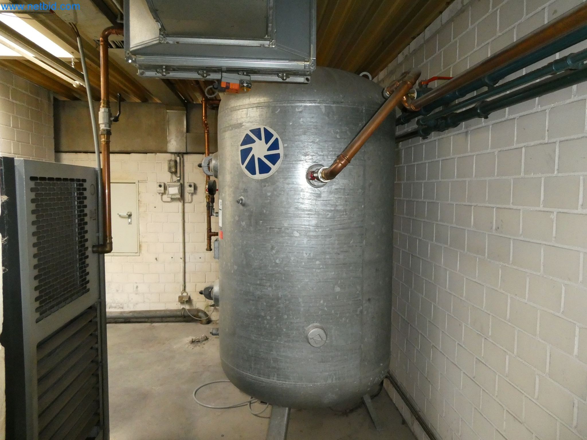 High-tech machinery for prototyping, model making, mold making (automotive)-7