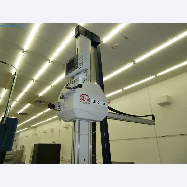 High-tech machinery for prototyping, model making, mold making (automotive)-2