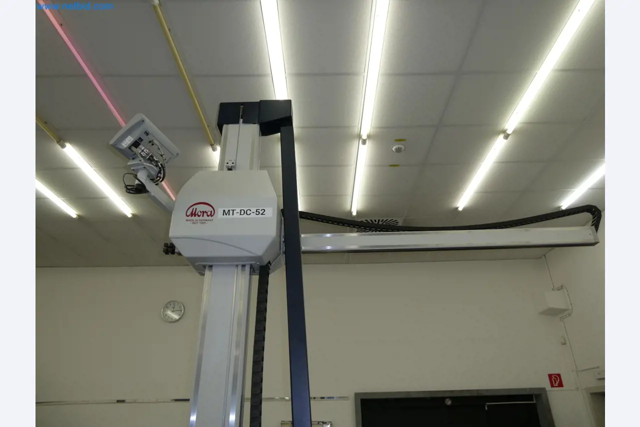 High-tech machinery for prototyping, model making, mold making (automotive)-3