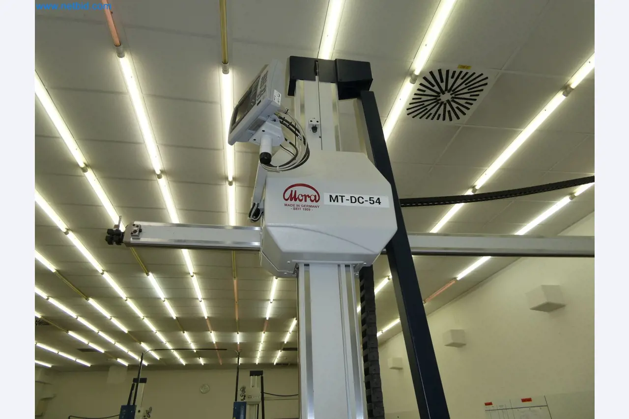 High-tech machinery for prototyping, model making, mold making (automotive)-5