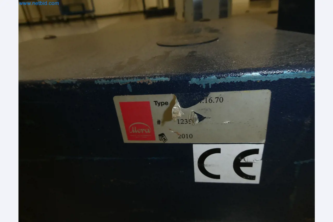 High-tech machinery for prototyping, model making, mold making (automotive)-6