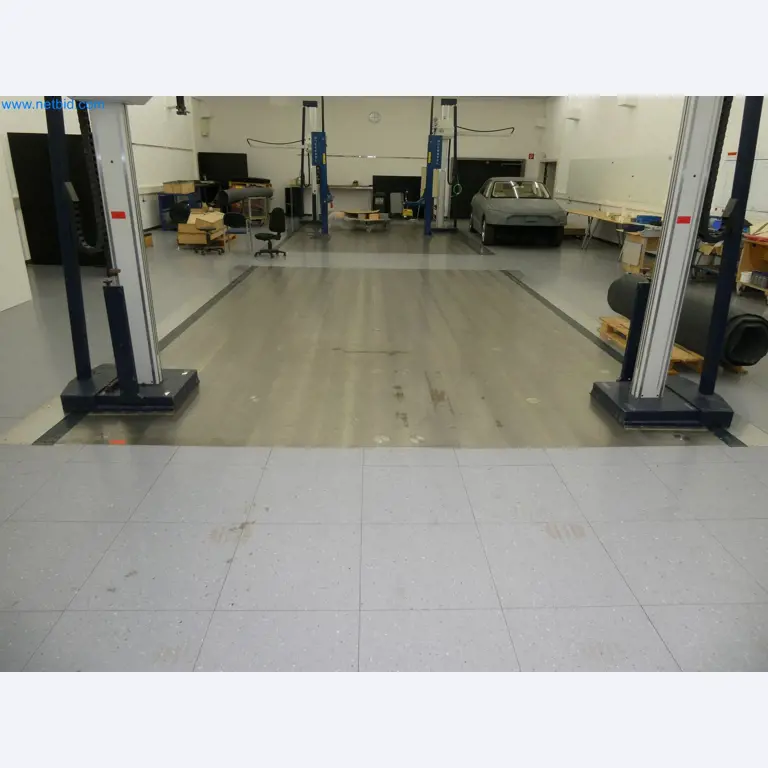 High-tech machinery for prototyping, model making, mold making (automotive)-7