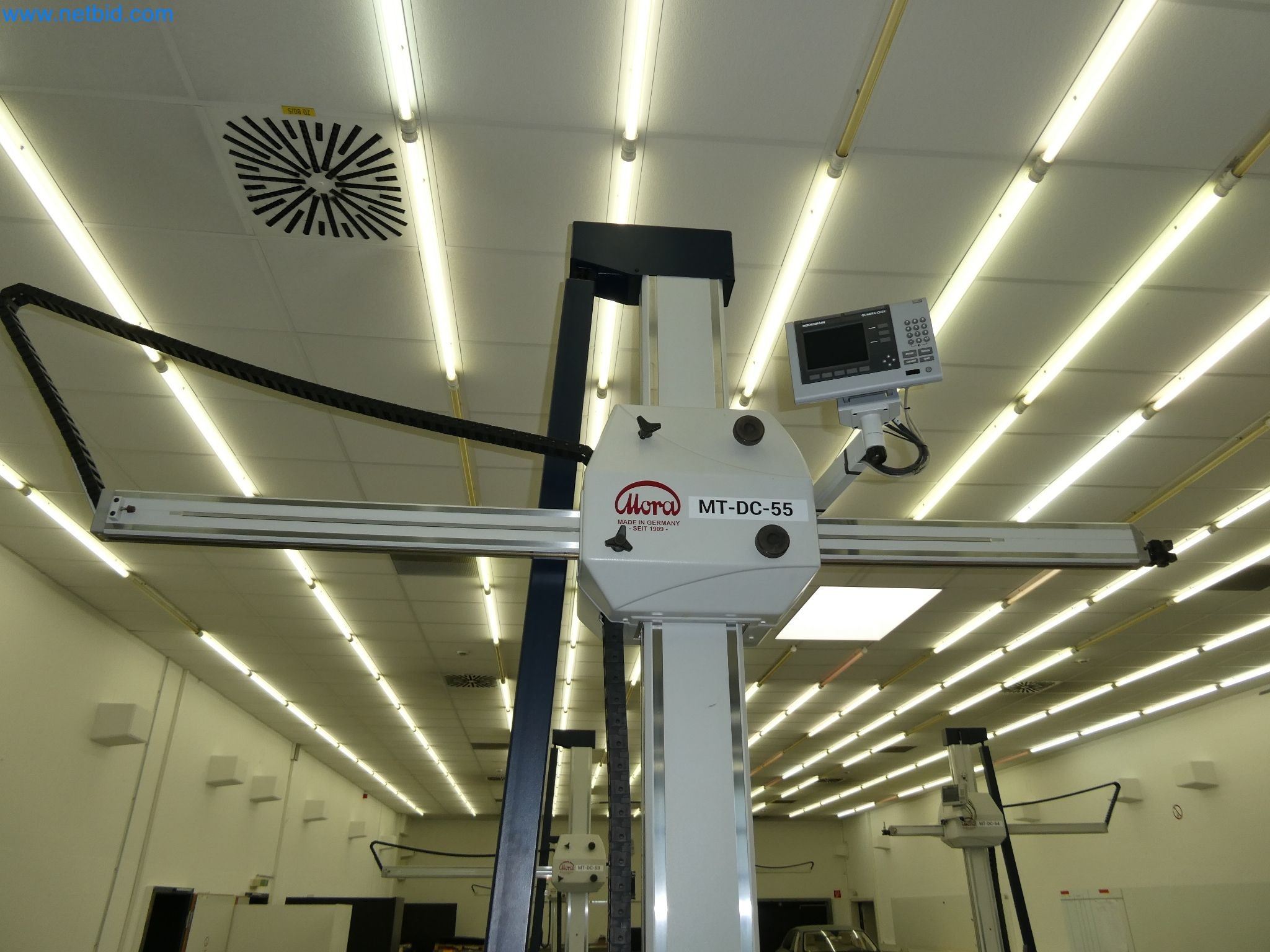 High-tech machinery for prototyping, model making, mold making (automotive)-2