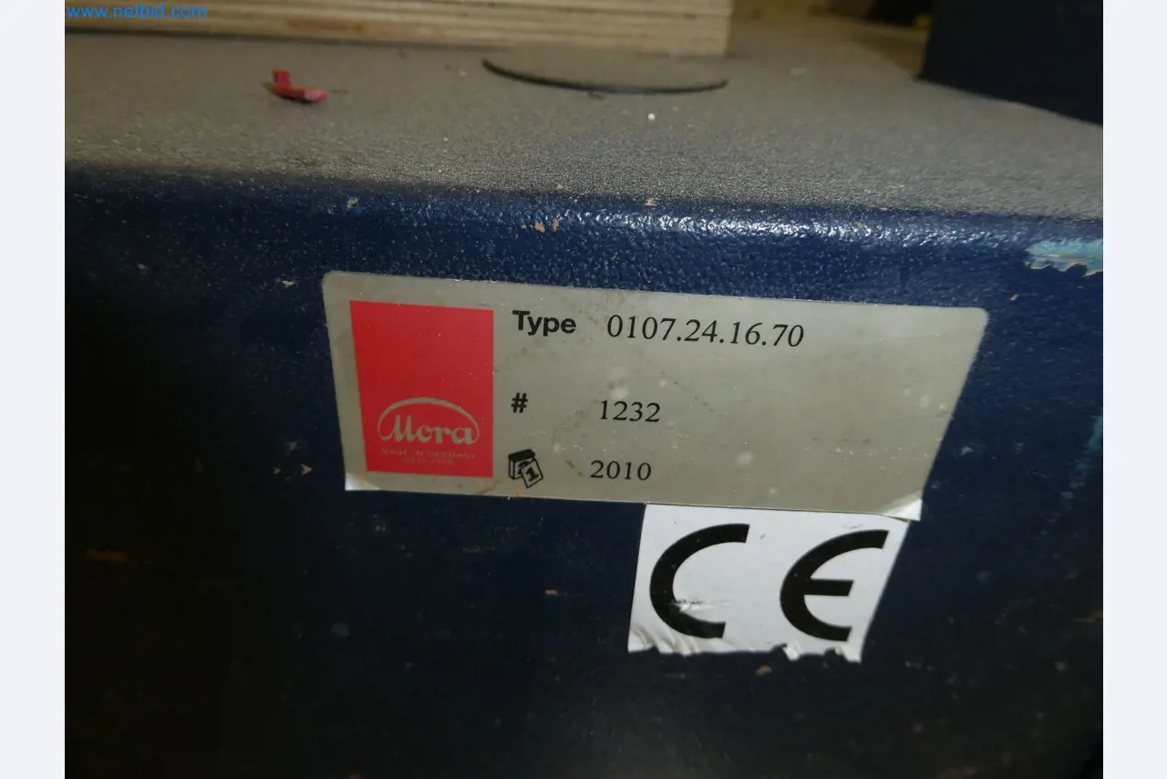 High-tech machinery for prototyping, model making, mold making (automotive)-3