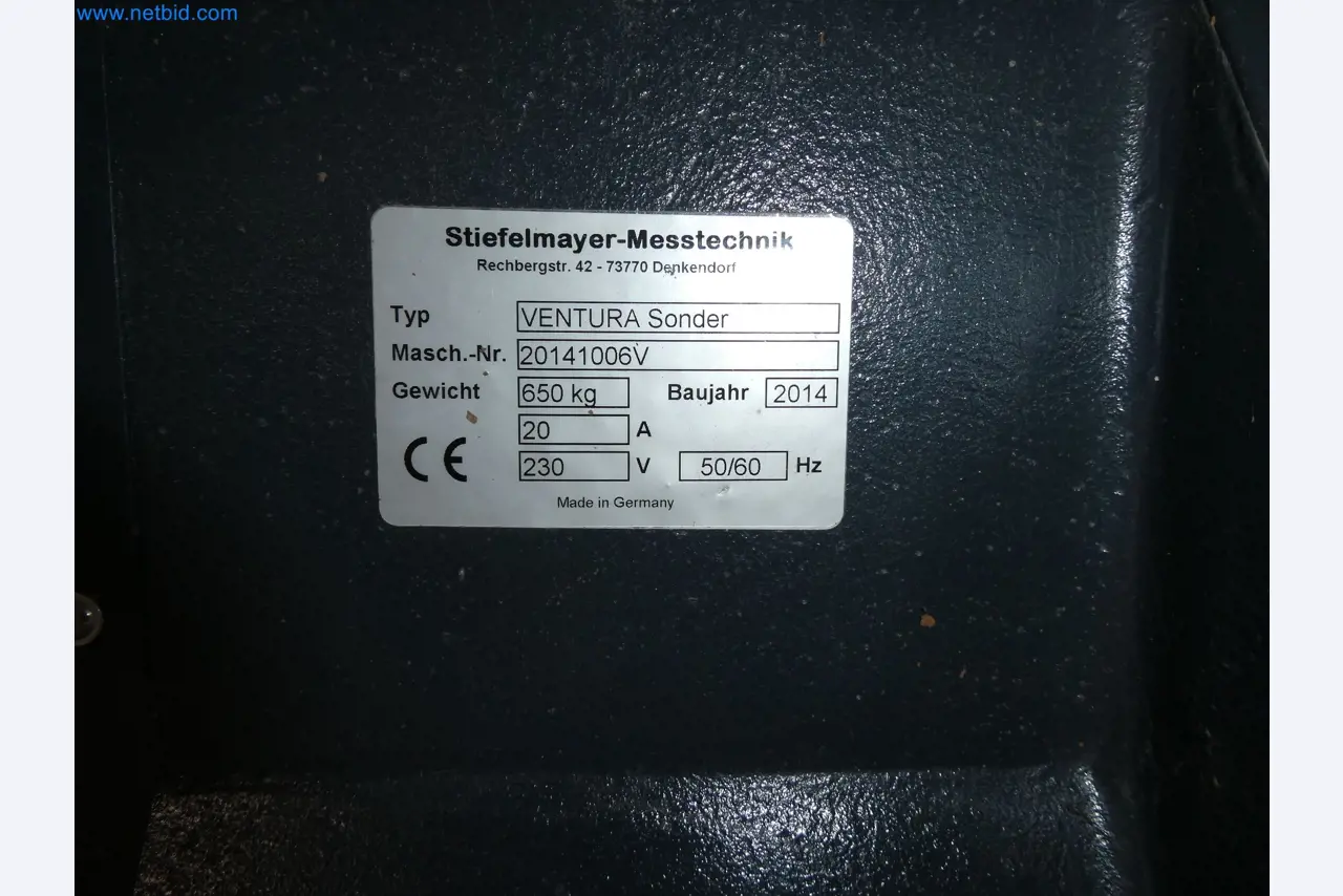 High-tech machinery for prototyping, model making, mold making (automotive)-10