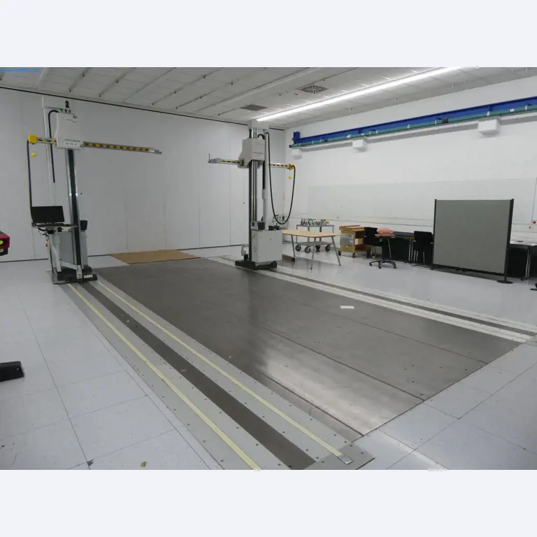 High-tech machinery for prototyping, model making, mold making (automotive)-1