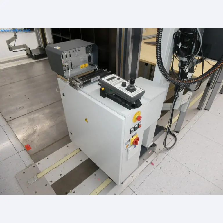 High-tech machinery for prototyping, model making, mold making (automotive)-3