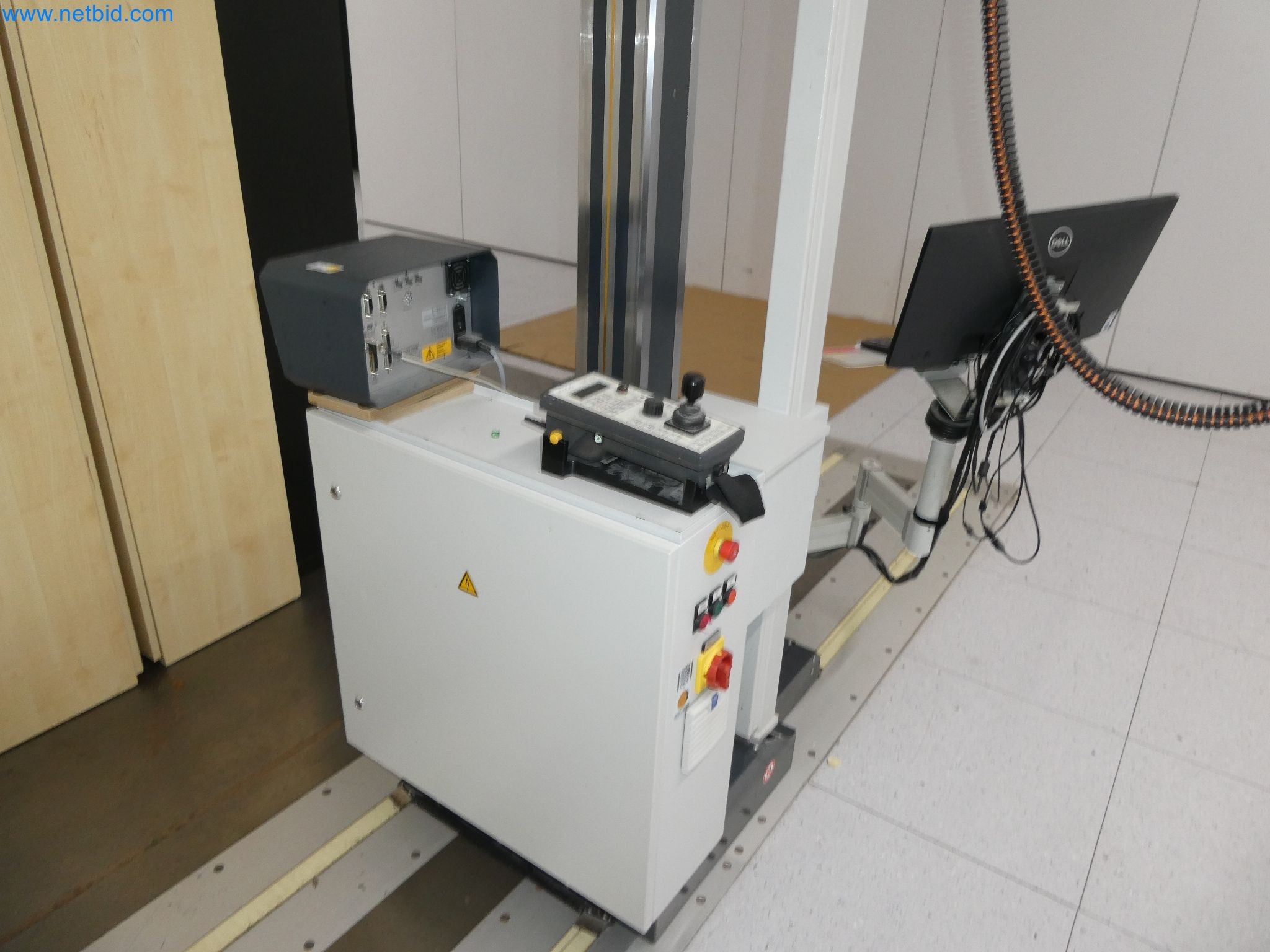 High-tech machinery for prototyping, model making, mold making (automotive)-6