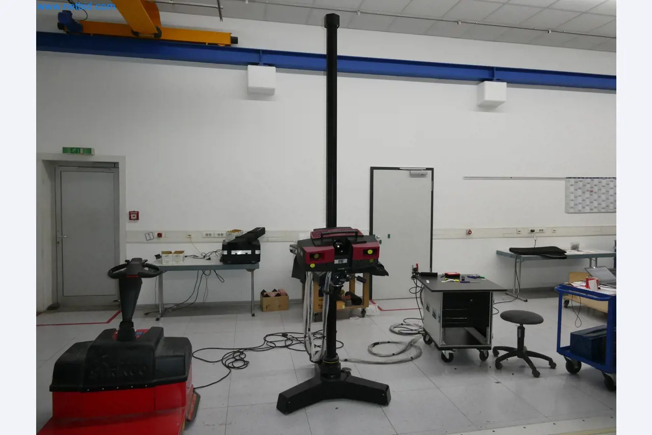 High-tech machinery for prototyping, model making, mold making (automotive)-1