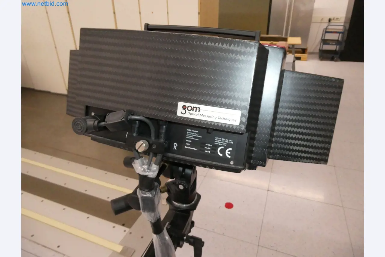 High-tech machinery for prototyping, model making, mold making (automotive)-3