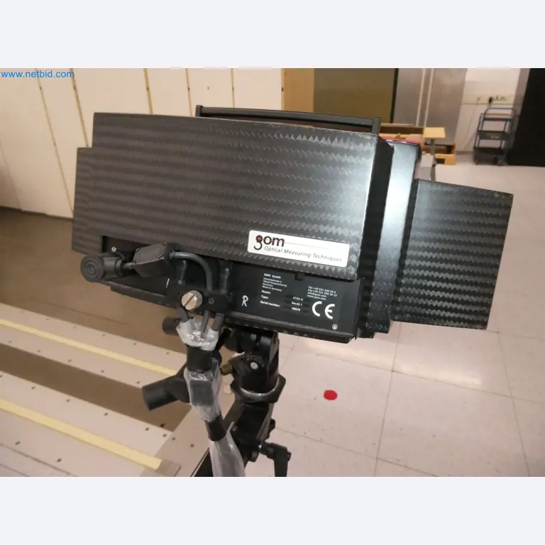 High-tech machinery for prototyping, model making, mold making (automotive)-3