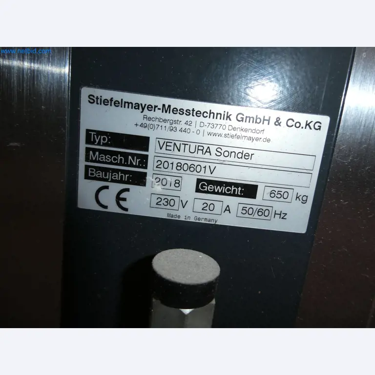 High-tech machinery for prototyping, model making, mold making (automotive)-10