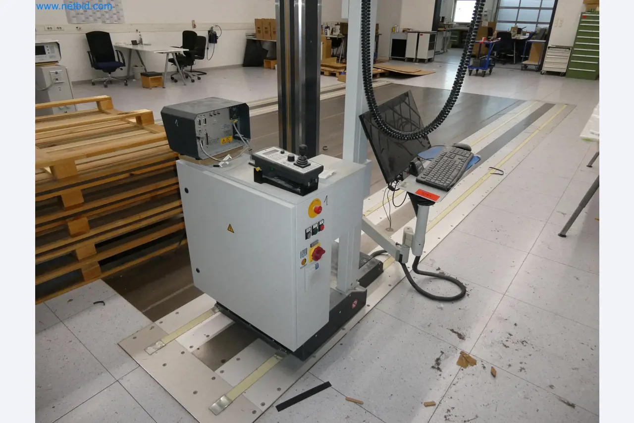 High-tech machinery for prototyping, model making, mold making (automotive)-7