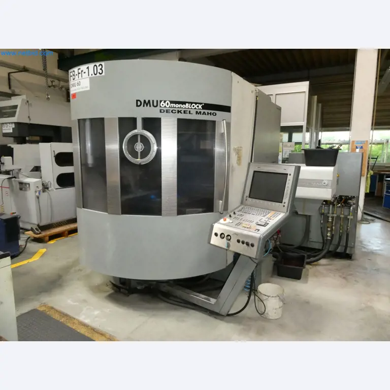 Parc de machines high-tech pour la construction de prototypes, de modèles, de moules (automobile)-1