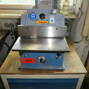 Odhrotovací stroj (FB-SC-1.07) del Negro IKB75/180
