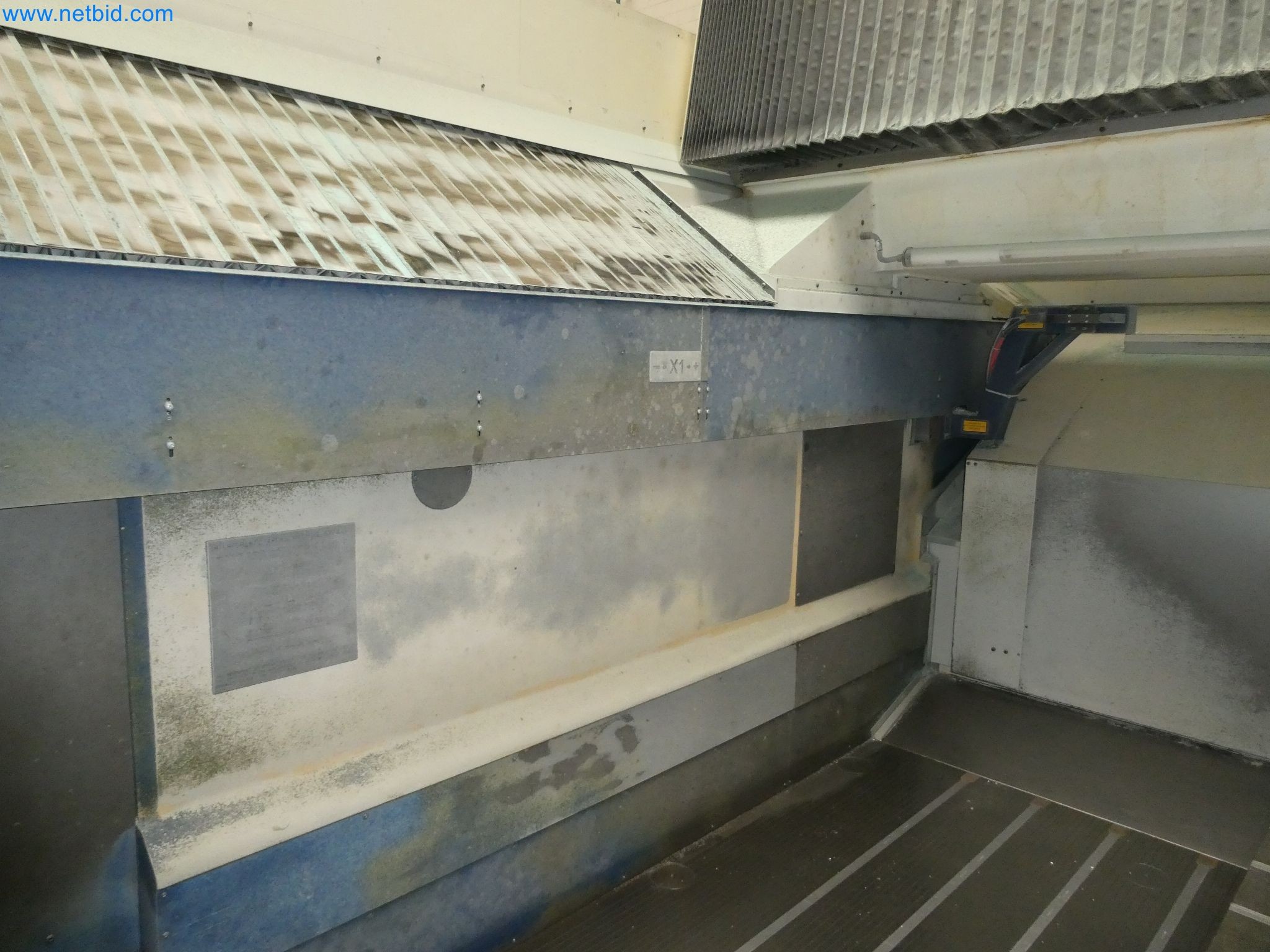 High-tech machinery for prototyping, model making, mold making (automotive)-5