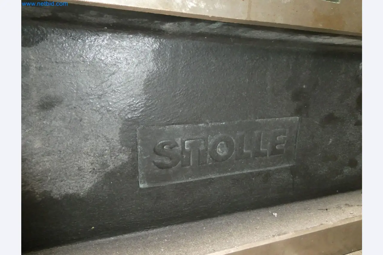 High-tech machinery for prototyping, model making, mold making (automotive)-3