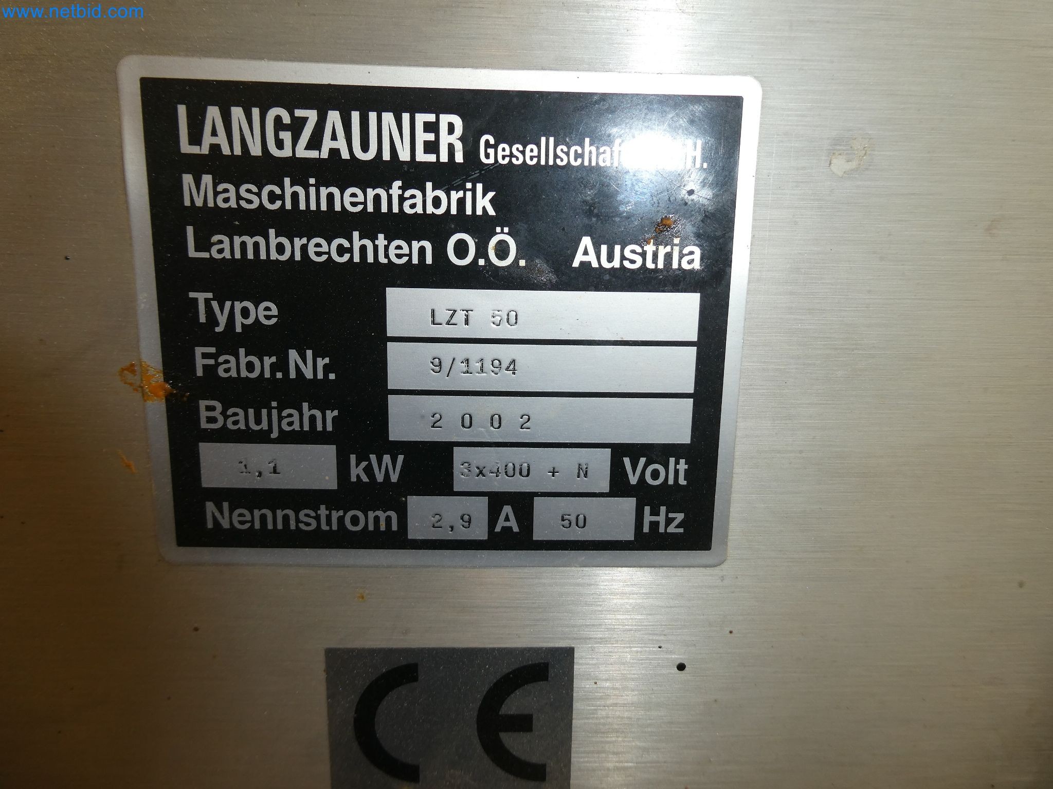 High-tech machinery for prototyping, model making, mold making (automotive)-4