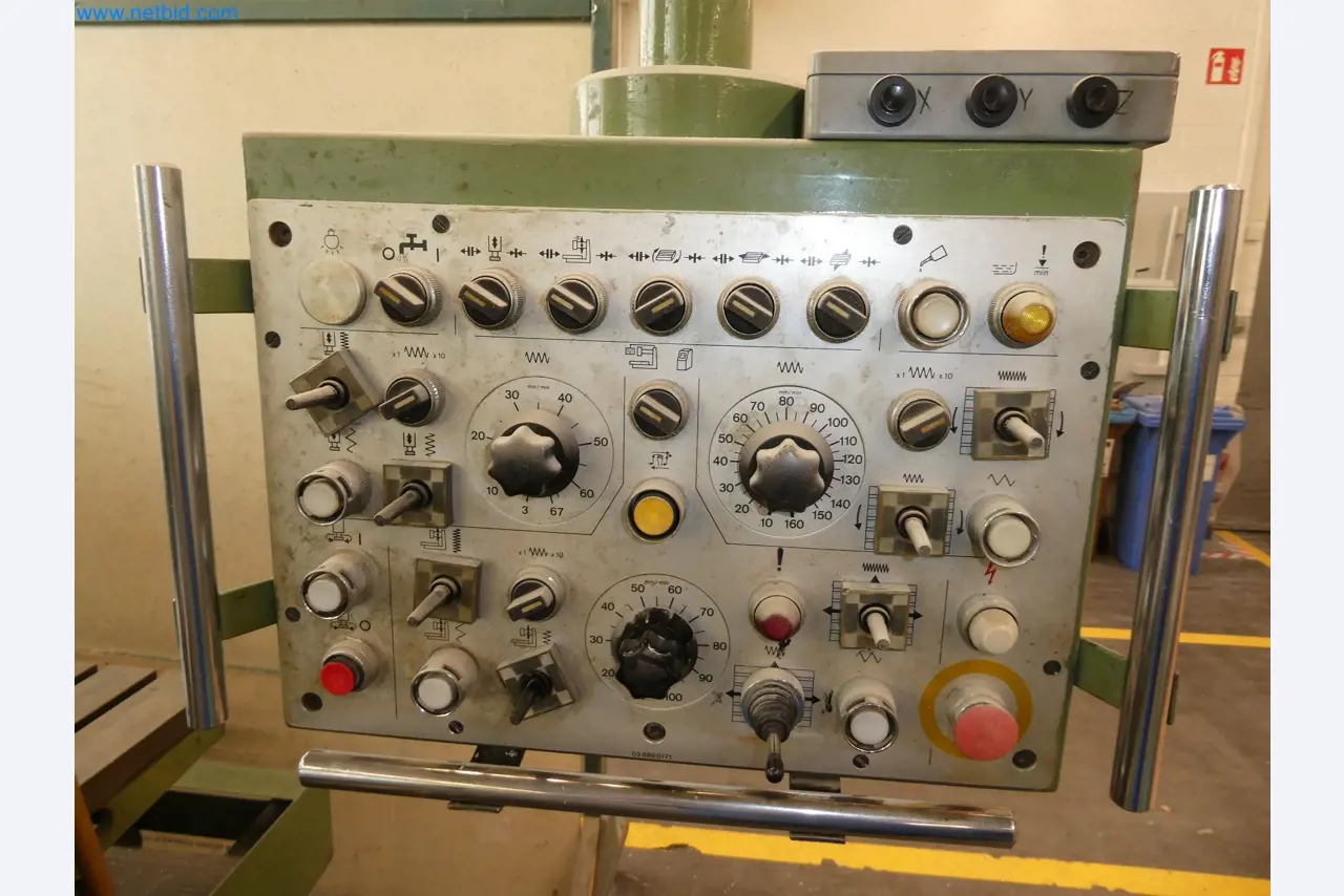 High-tech machinery for prototyping, model making, mold making (automotive)-2