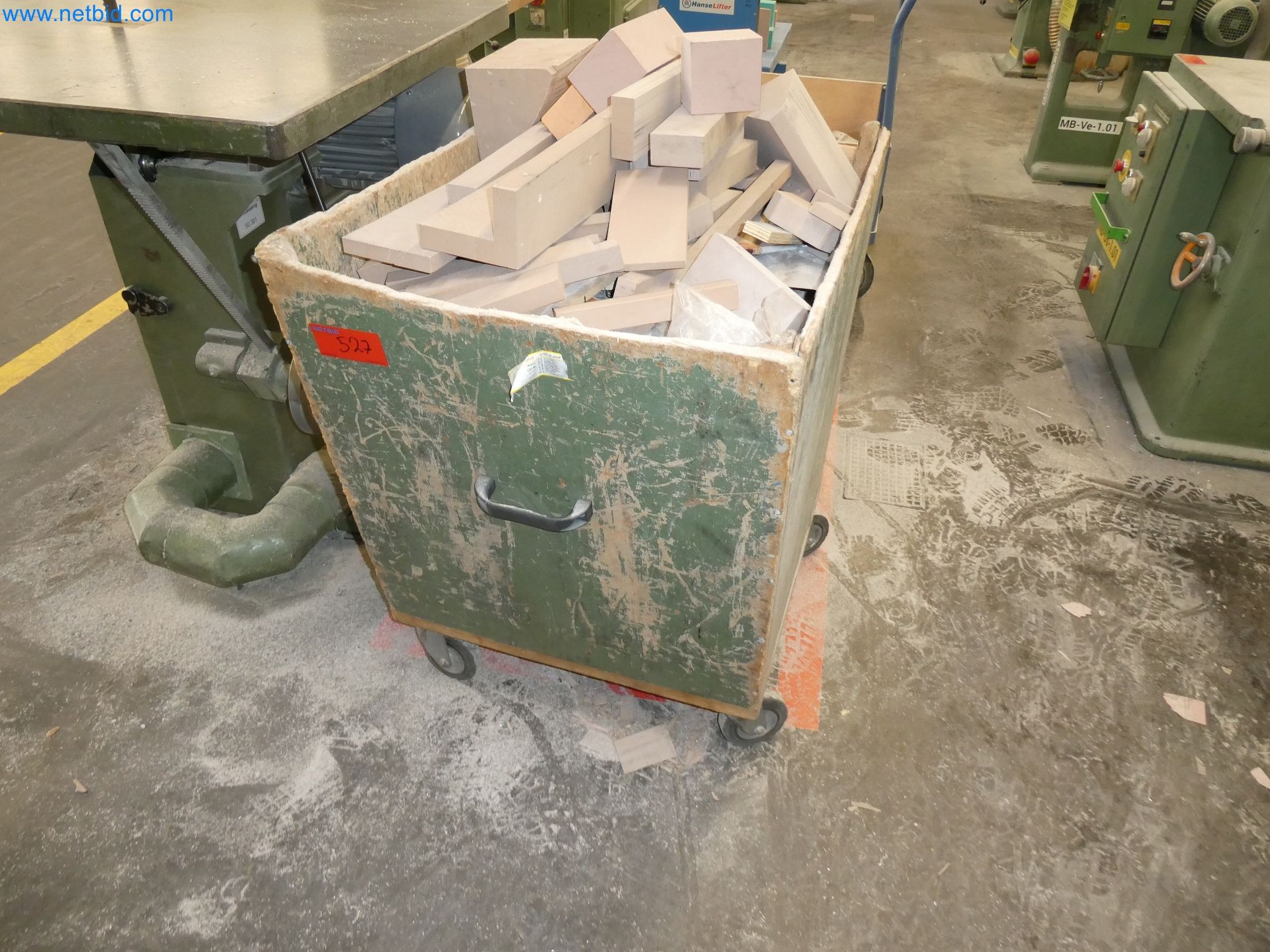 High-tech stroje pro výrobu prototypů, modelů a forem (automobilový průmysl)-1