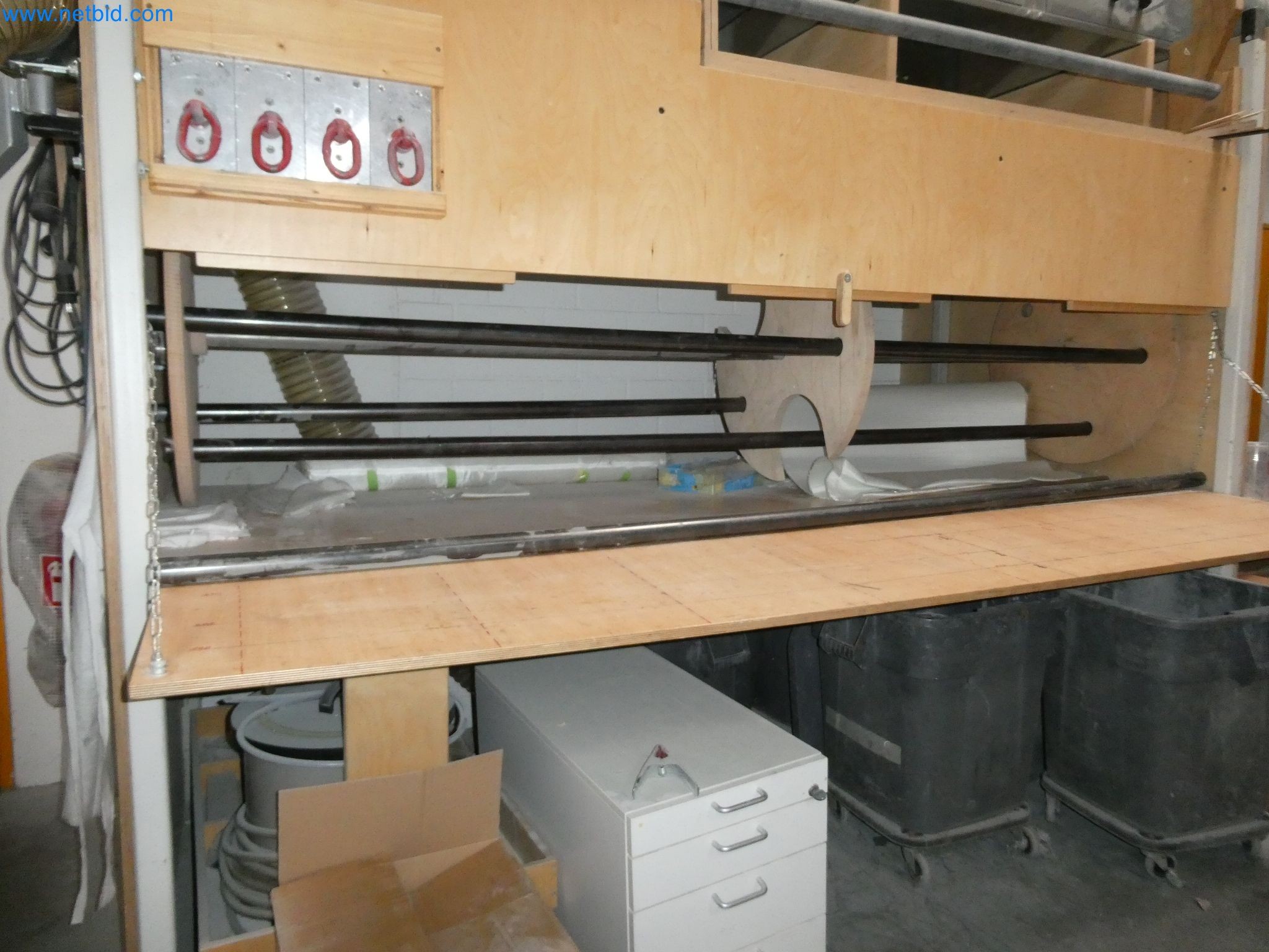 High-tech machinery for prototyping, model making, mold making (automotive)-2