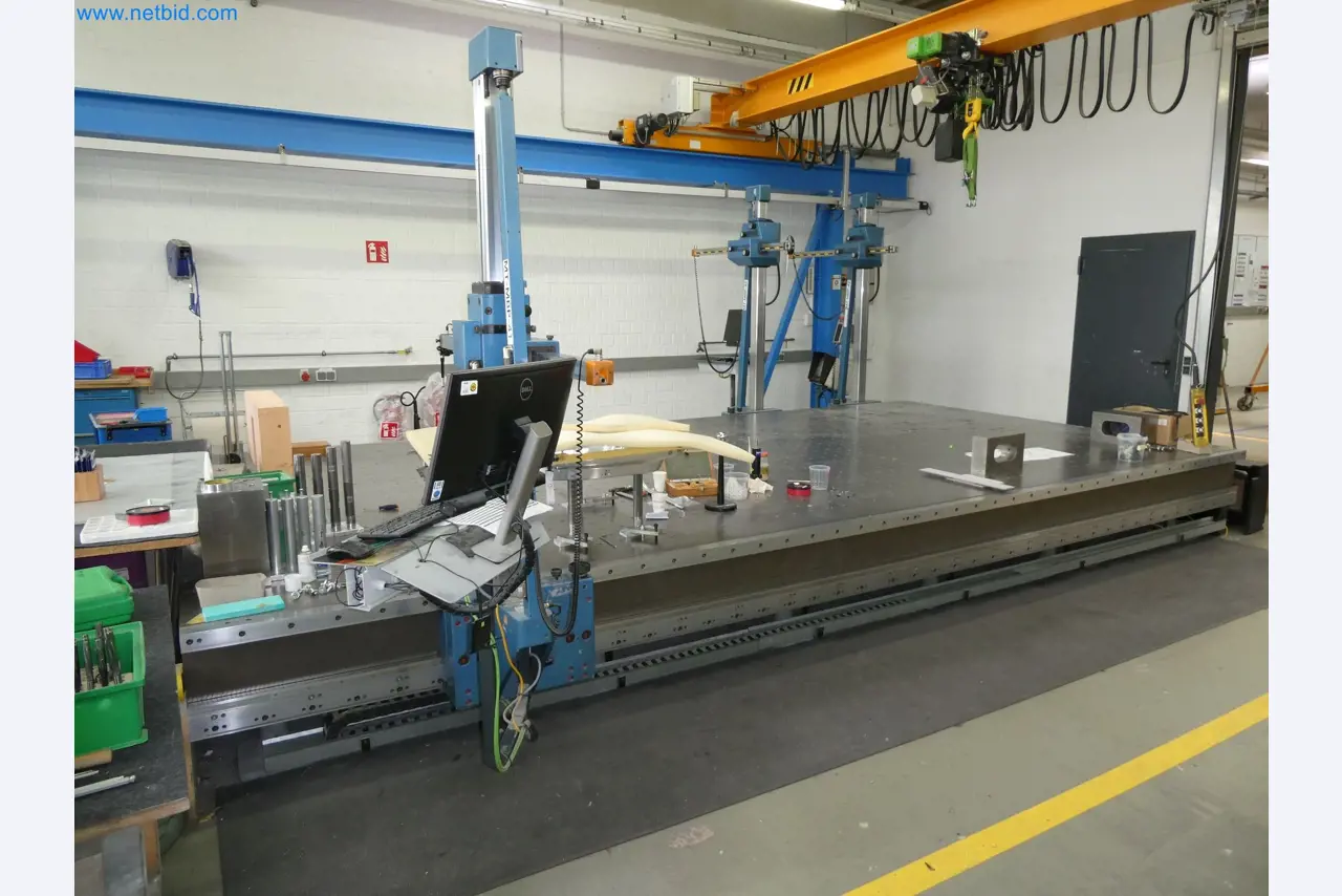 High-tech machinery for prototyping, model making, mold making (automotive)-1