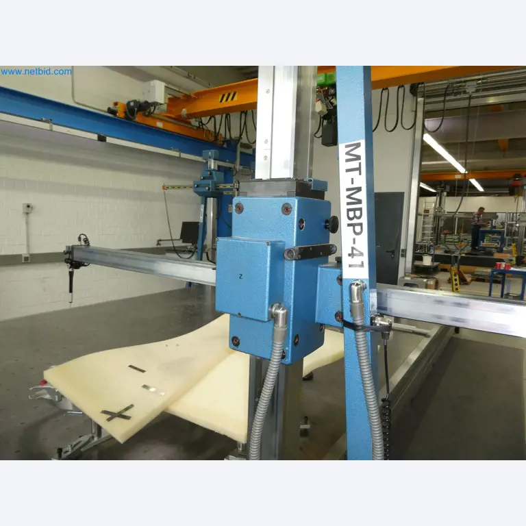 High-tech machinery for prototyping, model making, mold making (automotive)-2