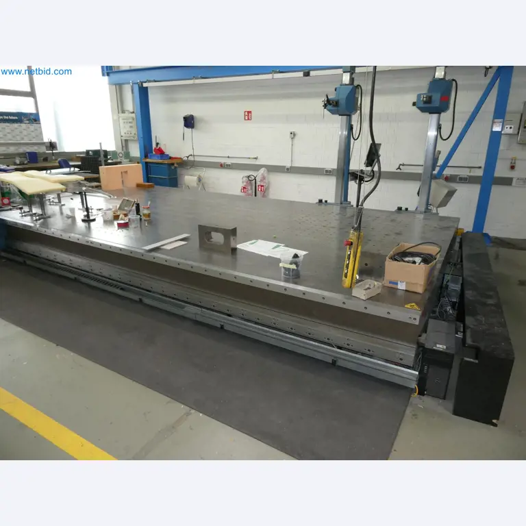 High-tech machinery for prototyping, model making, mold making (automotive)-4