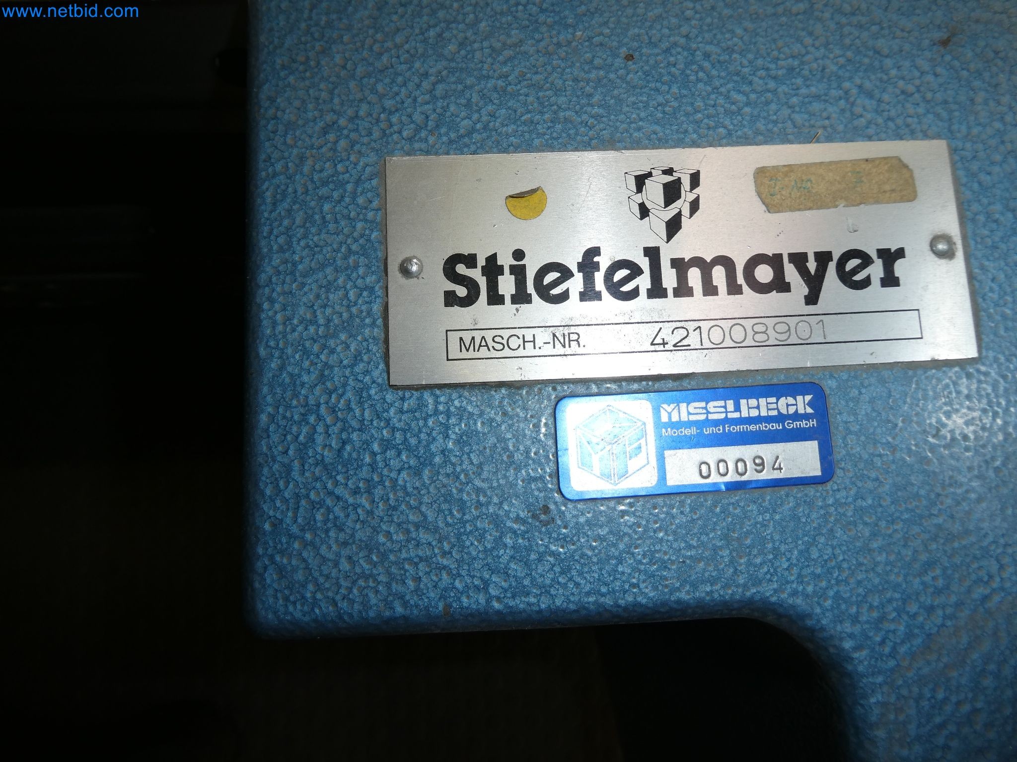 Zaawansowane technologicznie maszyny do prototypowania, produkcji modeli i form (motoryzacja)-9