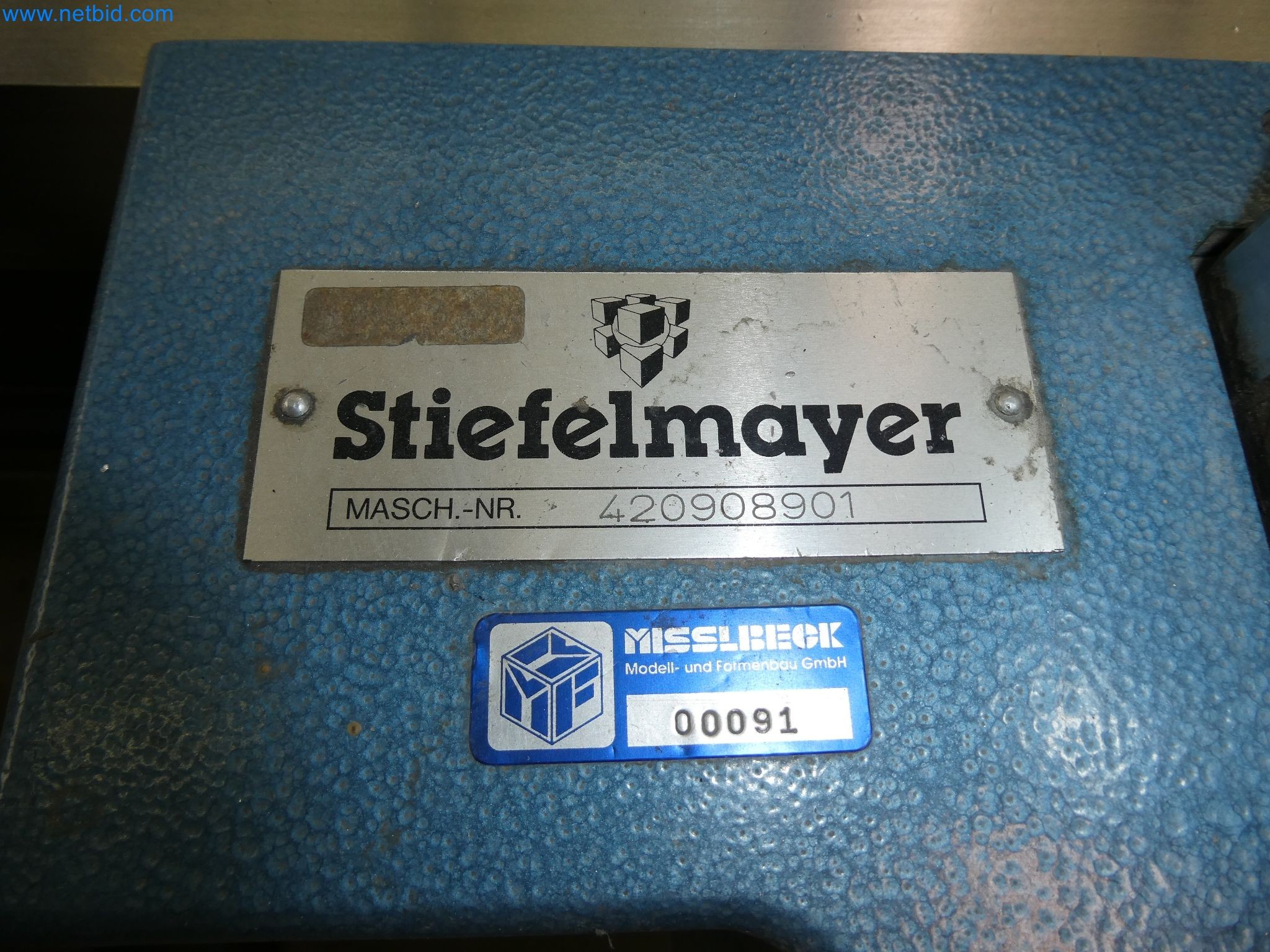 Zaawansowane technologicznie maszyny do prototypowania, produkcji modeli i form (motoryzacja)-5