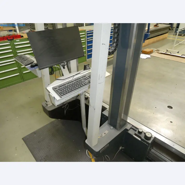 High-tech machinery for prototyping, model making, mold making (automotive)-10