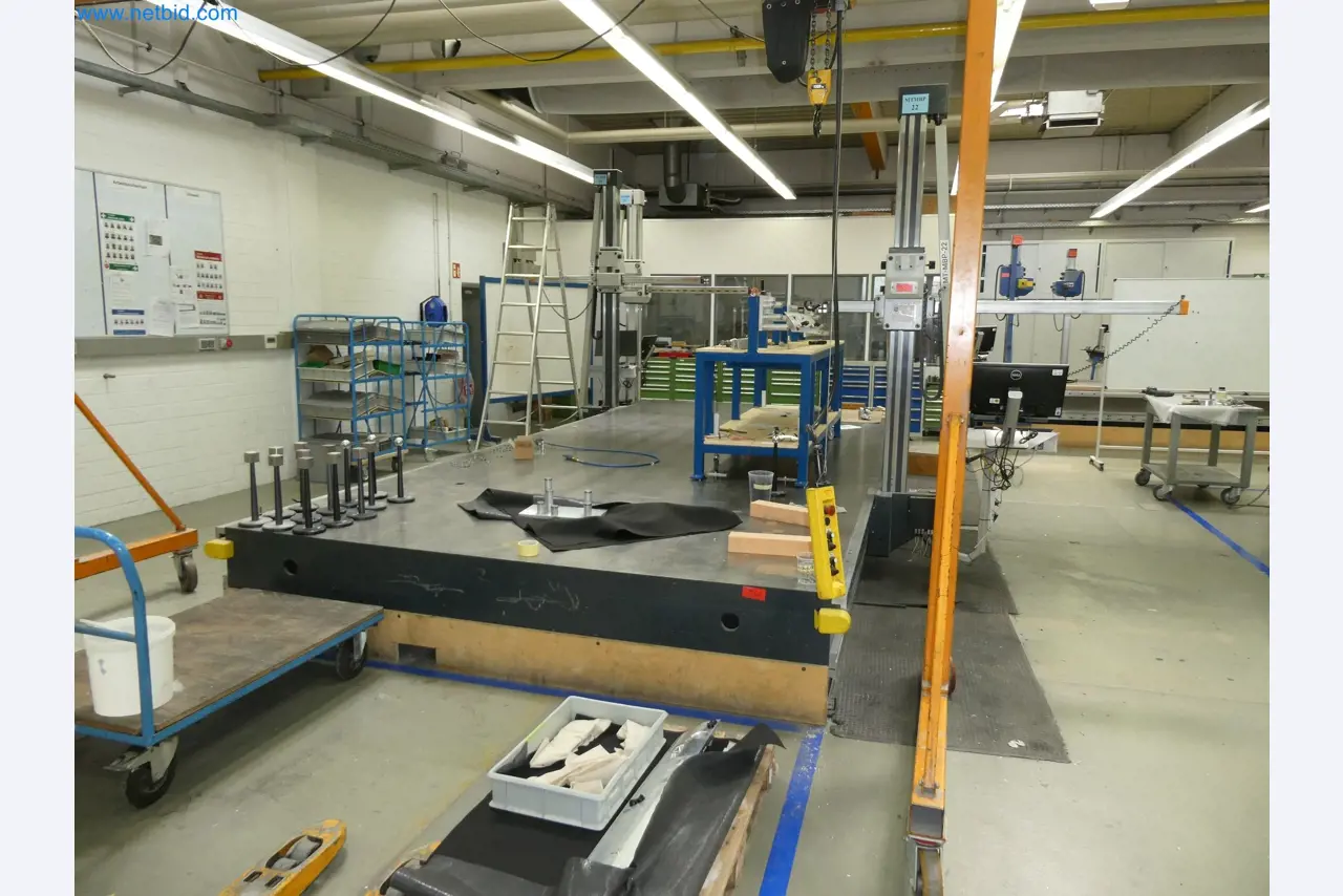 High-tech machinery for prototyping, model making, mold making (automotive)-1