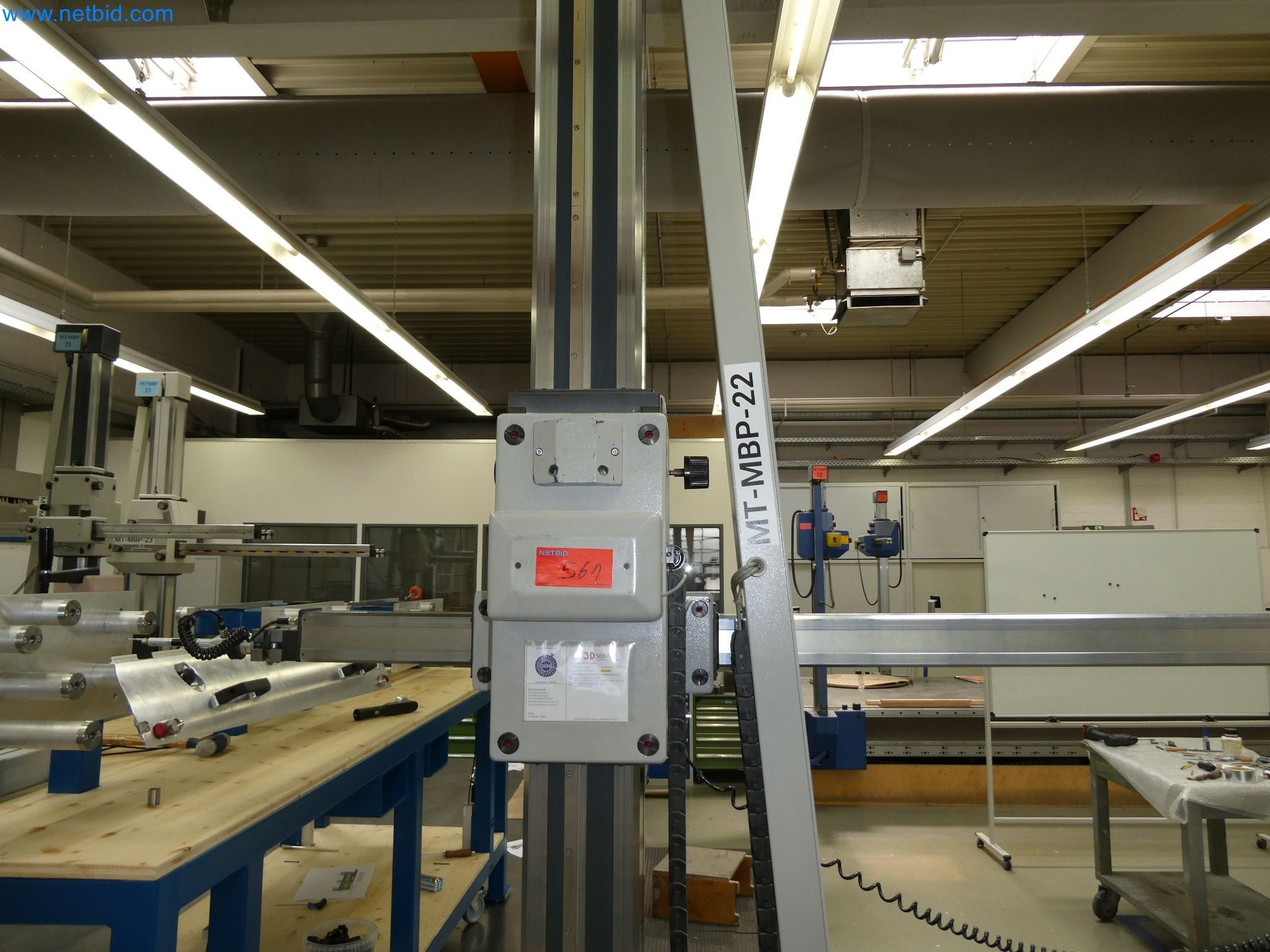 High-tech stroje pro výrobu prototypů, modelů a forem (automobilový průmysl)-2