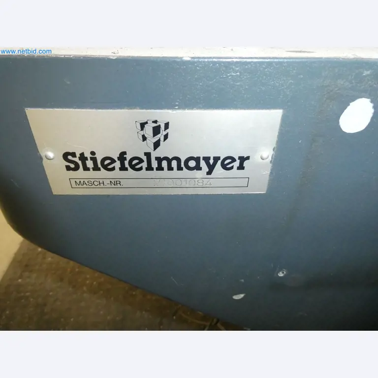 High-tech machinery for prototyping, model making, mold making (automotive)-3