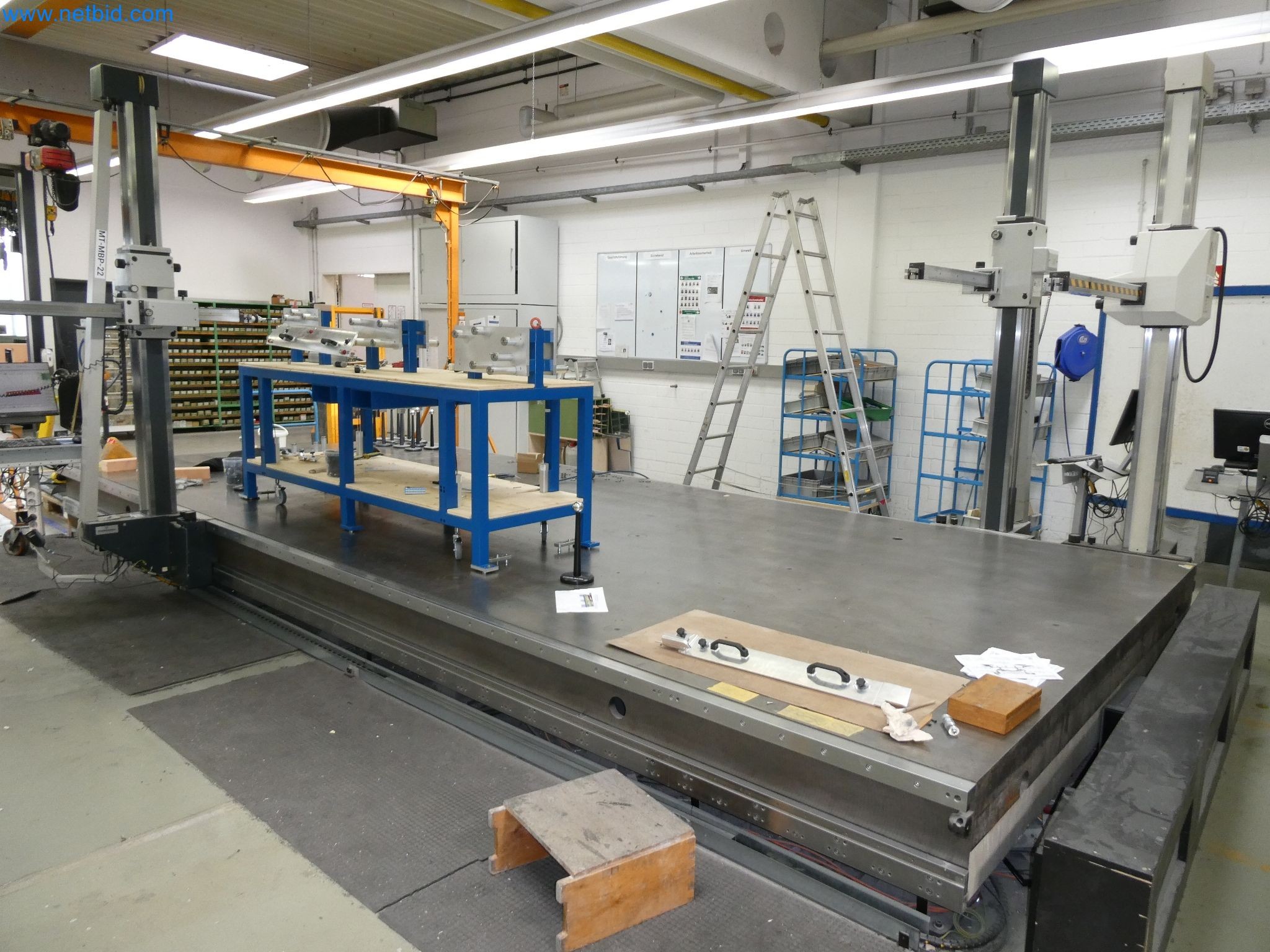 High-tech stroje pro výrobu prototypů, modelů a forem (automobilový průmysl)-4