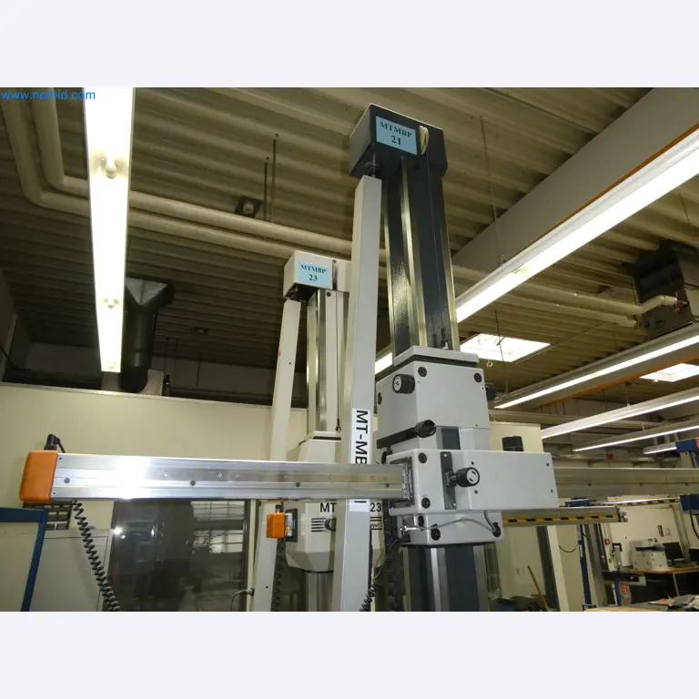 High-tech machinery for prototyping, model making, mold making (automotive)-8