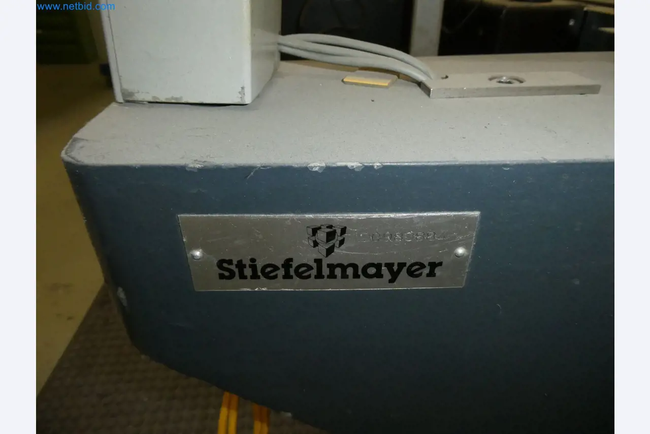 High-tech machinery for prototyping, model making, mold making (automotive)-9