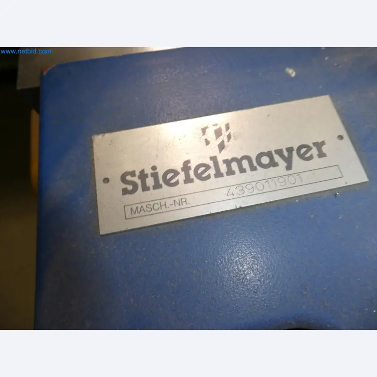 High-tech machinery for prototyping, model making, mold making (automotive)-5