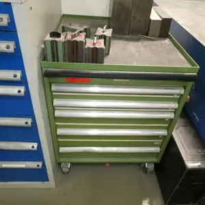 Pojízdná zásuvková skříň Garant
